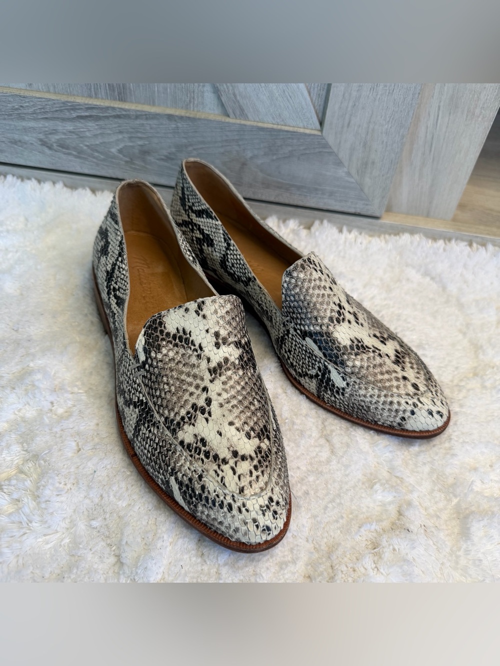 Madewell The Frances Loafer Stamped Snake Gray & White 5